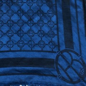 Henri Bendel Blanket Scarf